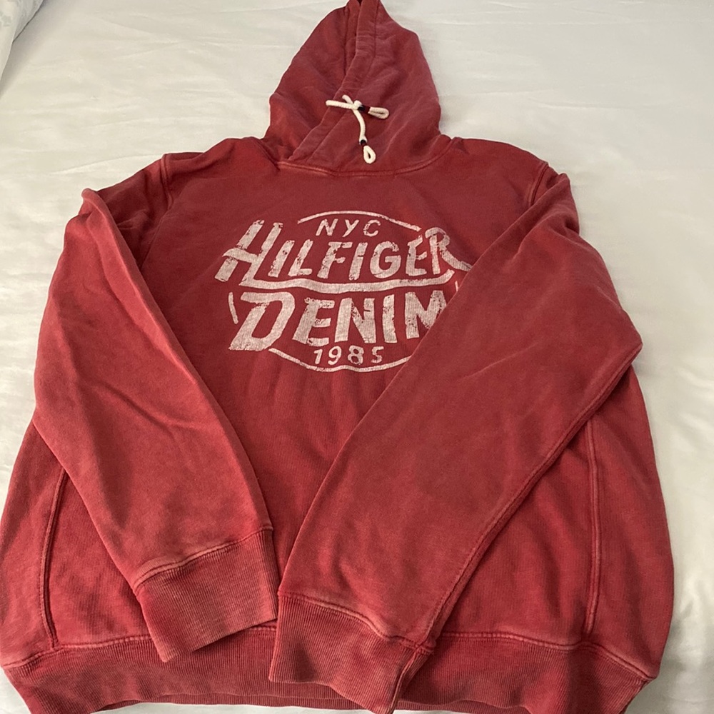 Tommy Hifiger Distressed hoodie